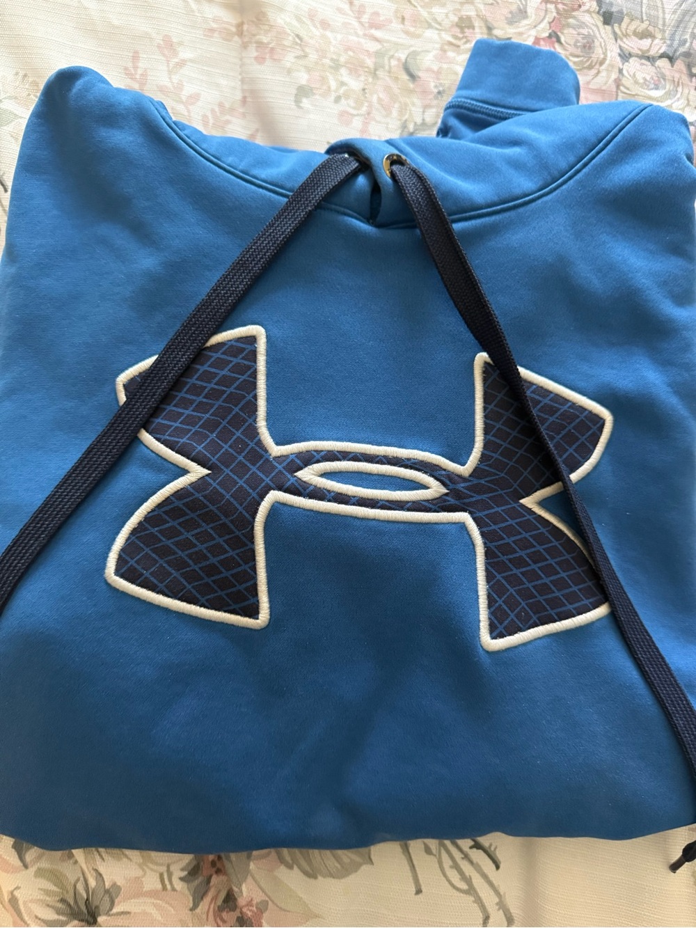 Men’s Under Armour Teal Blue Pullover Hoodie with Navy Logo